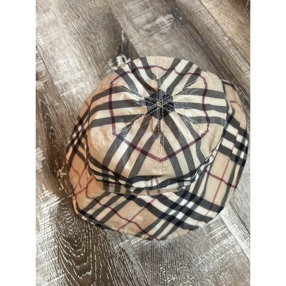Burberry Waterproof House Checked Bucket Hat Size S main image 8